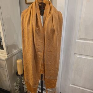 Pashmina‎ Silk Scarf Gold Paisley Fringed Wrap 72x28